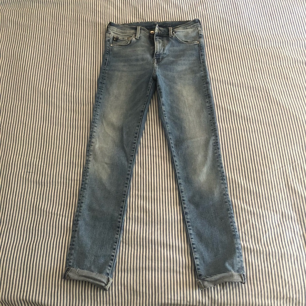 3/$15 🍁 skinny shaping jeans - size small